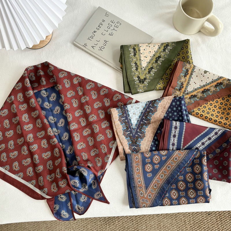 Vintage Fashion Old Money - Nowy Styl Old Money Paisley Trójkątna