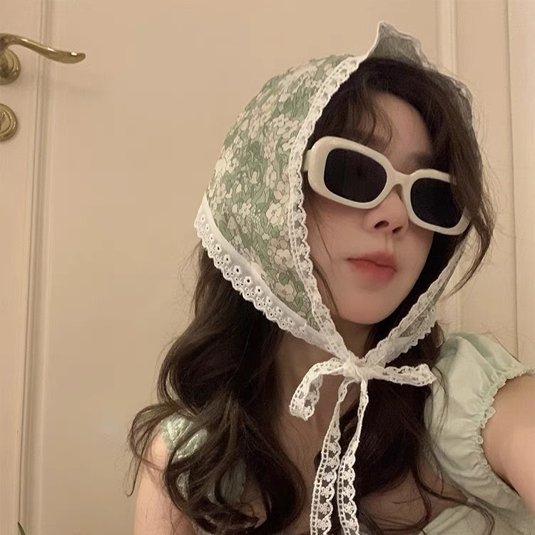 Vintage Fashion Bloggers - Koreańska chusta trójkątna w stylu blogerek