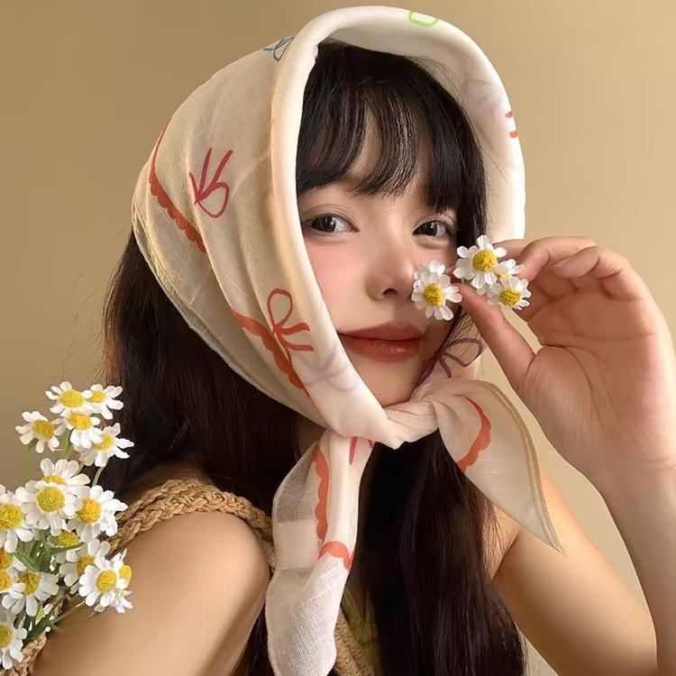 Koreańska chusta trójkątna w s – Vintage Fashion Bloggers recenzja i cena