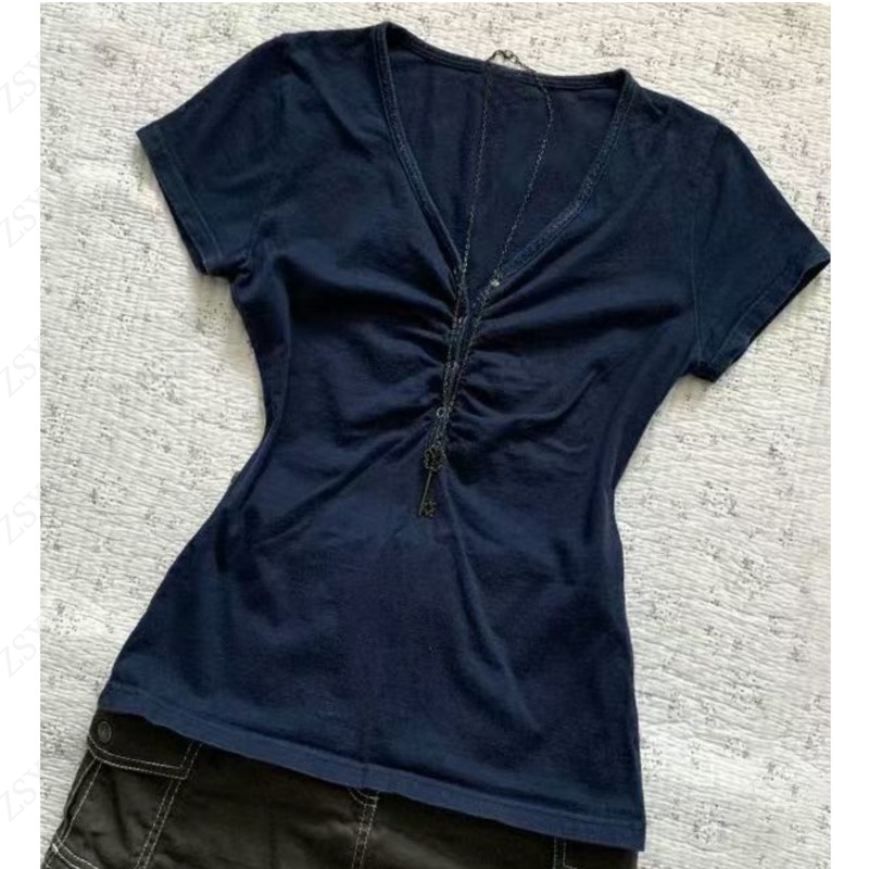 Estetyczne koszulki 90s Vintag – Vintage Fashion Korea recenzja i cena