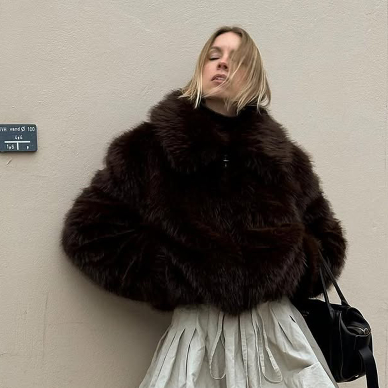 Moda blogerek Instagrama, burg – Vintage Fashion Bloggers recenzja i cena
