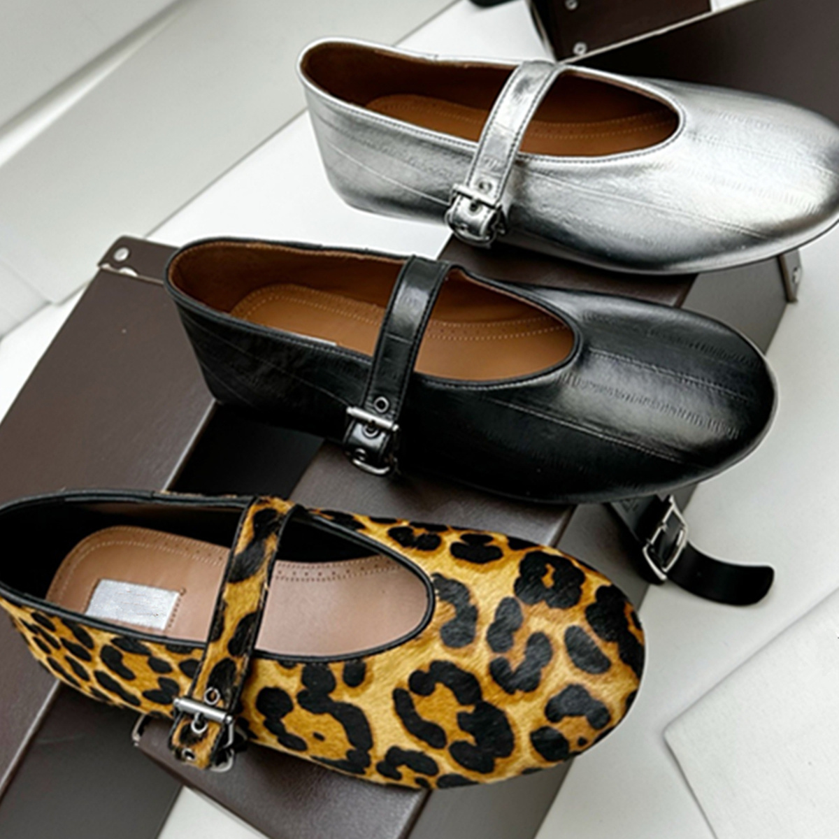 Zwiewne, modne buty Mary Jane  – Vintage Fashion Bloggers recenzja i cena